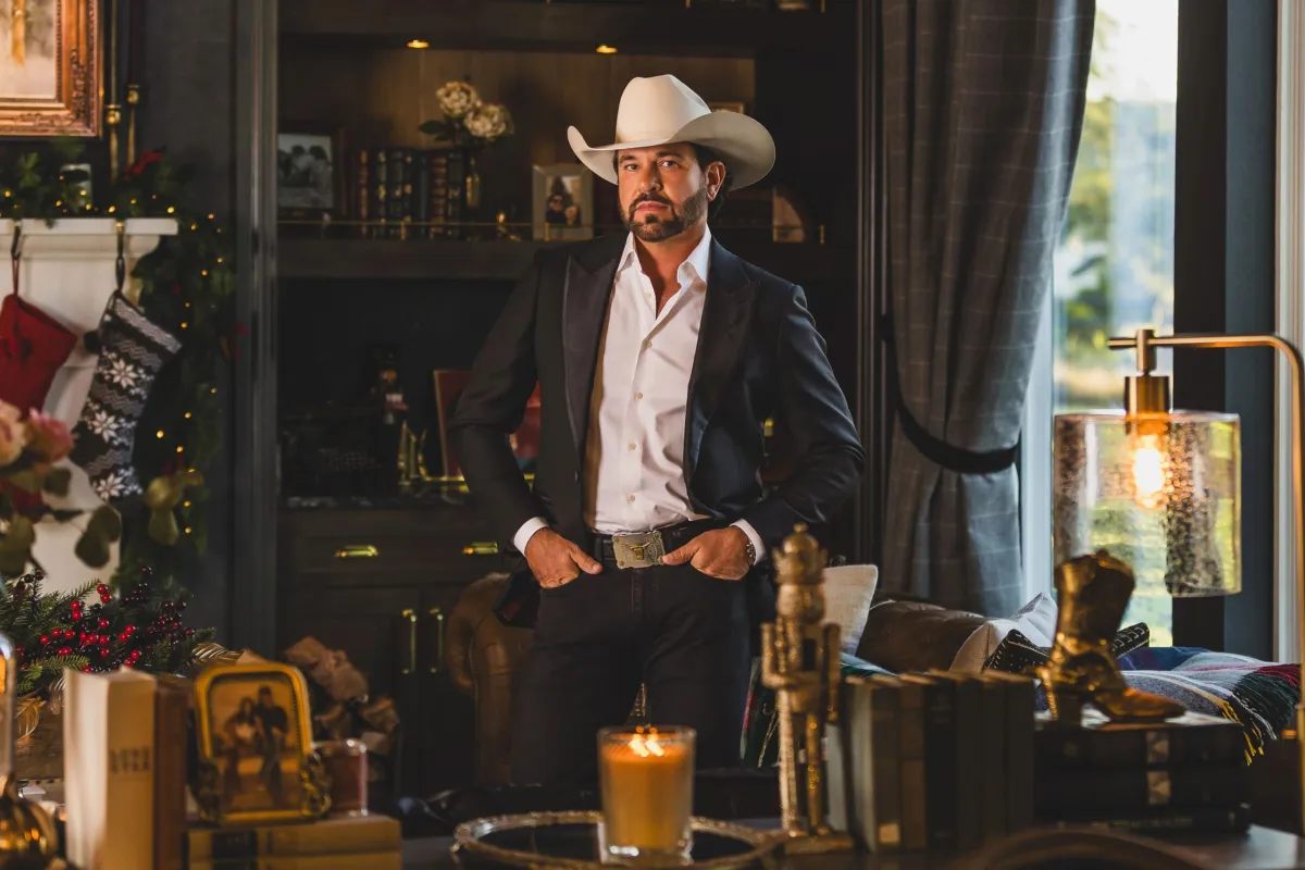 Jon Wolfe: Honky Tonk Holiday Show